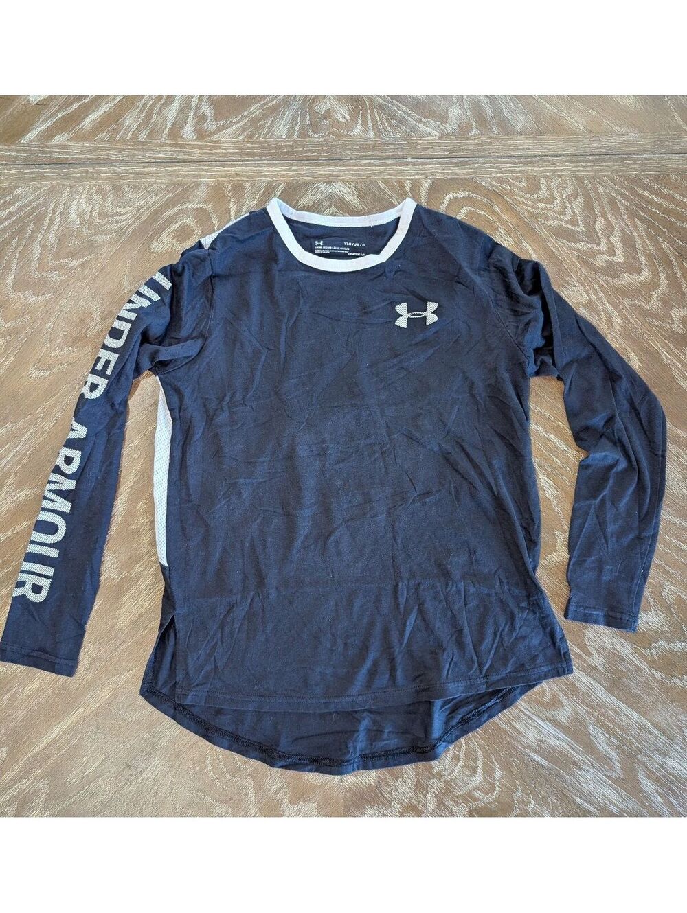 Under Armour Youth Large HeatGear Loose LS Graphic Shirt Mesh Back Cutout Black